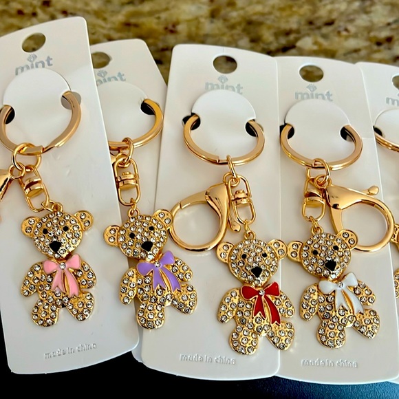 NIP- Adorable 3” Teddy Bear with Bow Keychain - Picture 8 of 9